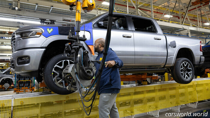 Nueva Ley de Transporte Daría a Los Trabajadores Automotrices una Deducción Fiscal del 200 | / Carscoops